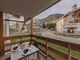 Elegant Apartment Facing Mont Blanc