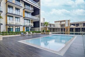 JVC Suites by Hostiva - City View