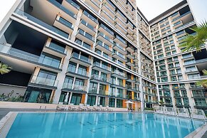 JVC Suites by Hostiva - City View