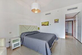 1BR Apartment with Marina View at Sadaf