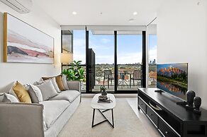 South Yarra Stay With Balcony Views