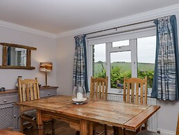 8 Thurlestone Rock