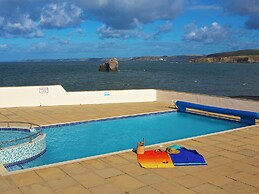 8 Thurlestone Rock