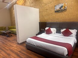 Ambaram Hotel & Resort
