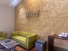 Ambaram Hotel & Resort