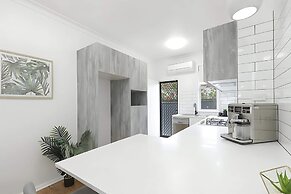 Prickly Pear Stays in Adamstown, 1-br