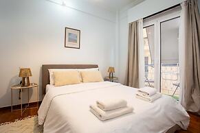 Central Athens Fully-equipped Getaway in Victoria