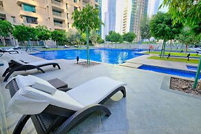 SIMPLY COMFORT Chic Downtown Studio Few Steps to Burj Khalifa