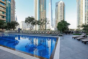 SIMPLY COMFORT Chic Downtown Studio Few Steps to Burj Khalifa