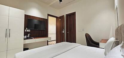 Hotel Sharanga