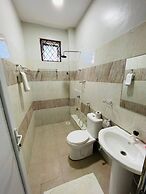 Nyali Luxe 2 BR Plage Parking