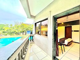 Honey Bee - A Boutique Resort