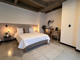 Hotel Moore 45