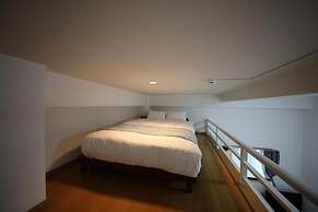 goom Hotel Nakasu Bluge