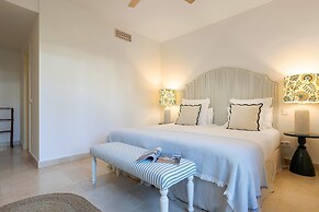 Bright&exclusive 3BD Apartment Estepona. El Presidente