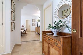 Bright&exclusive 3BD Apartment Estepona. El Presidente