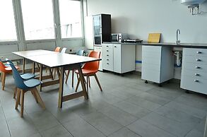 XENON HOSTELS UG