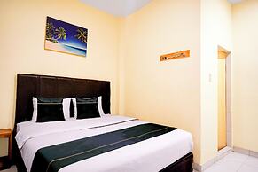 OYO 95017 Kapten Muslim Residence