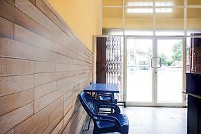 OYO 95017 Kapten Muslim Residence