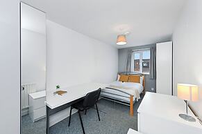 Montpellier Road 125