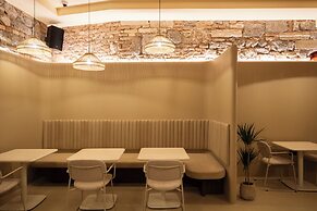 Boutique Hotel OPERA