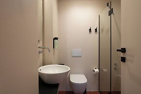 Boutique Hotel OPERA