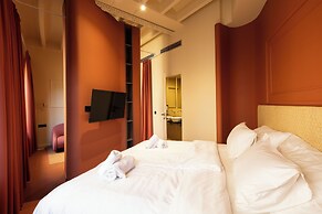 Boutique Hotel OPERA