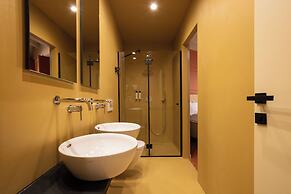 Boutique Hotel OPERA