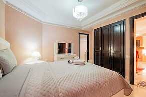 Luxe Appt 2 CH Piscine & Parking