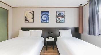 Sunland Hotel