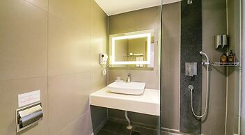 Sunland Hotel