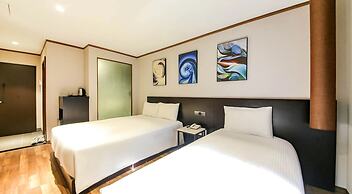 Sunland Hotel