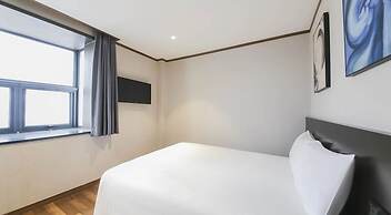 Sunland Hotel