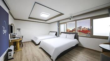 Top Island Hotel