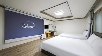 Top Island Hotel