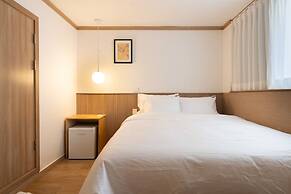 Stay 105 Haenggung Residence