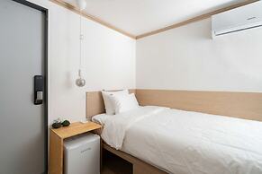 Stay 105 Haenggung Residence