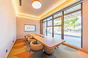 Orange Hotel