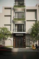 Hanoi Loopers Hostel & Rooftop Bar