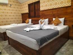 village avenue resort