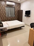 HOTEL LOTUS