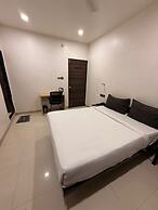 HOTEL LOTUS