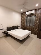 HOTEL LOTUS