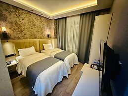 Royal Sevens Otel