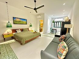 Lamer Beachside Studio Cozy TanThanh