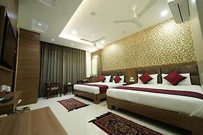 Hotel SS Royal