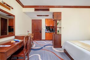 Domi Hotel