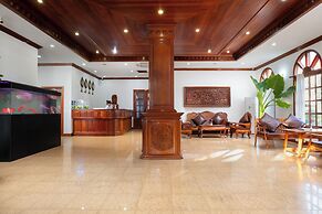 Domi Hotel
