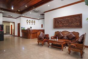 Domi Hotel