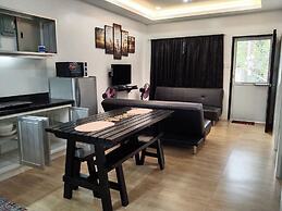 3 x 2BR each good for 12pax 3km to beach